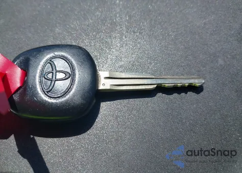 2005 Toyota Corolla S z USA, uszkodzony, nr VIN 1NXBR32EX5Z527967